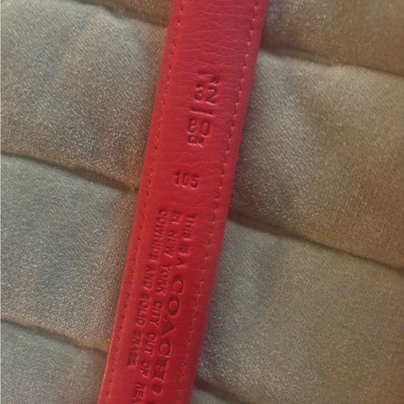 Coach vintage Red mini belt bag with belt - Picture 8 of 10